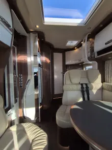 Fahrzeugbild Carthago E-LINE I 50 LE DA #17