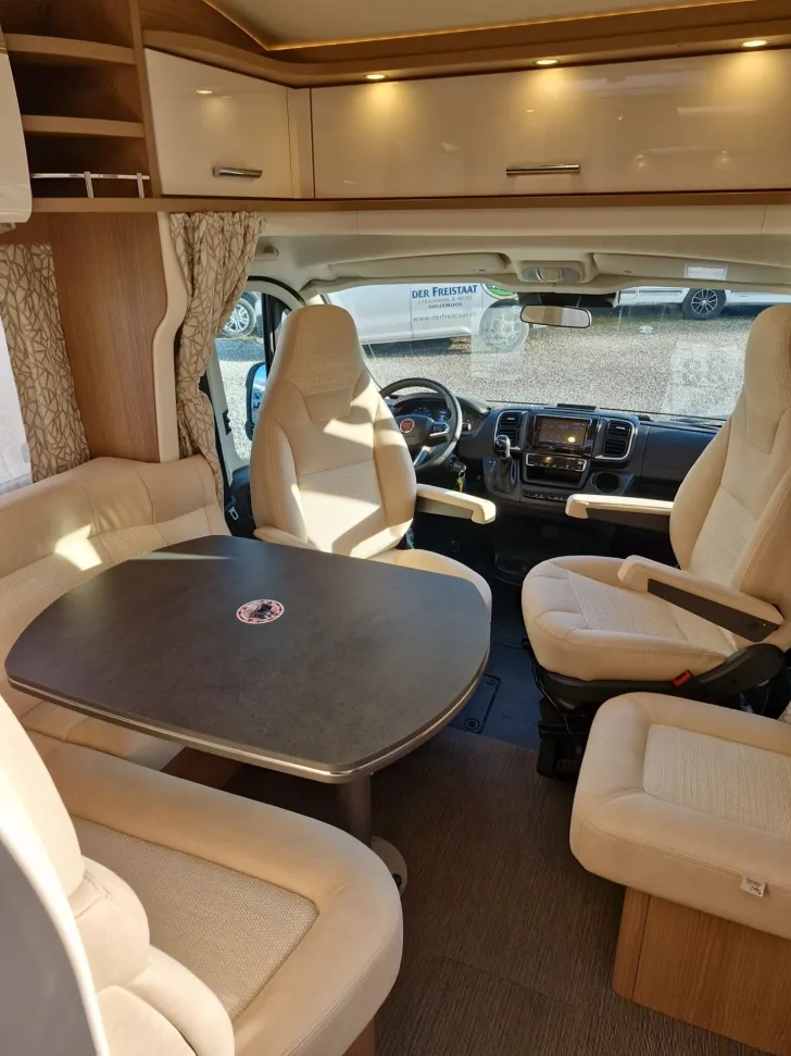 Fahrzeugbild Carthago C1-TOURER T 143 KB-LE #17