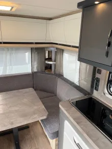 Fahrzeugbild Hobby DE LUXE 460 UFE #5