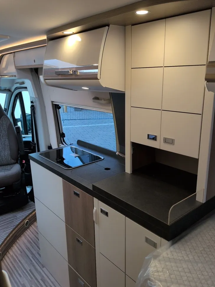 Fahrzeugbild Malibu CHARMING 640 LE RB COUPE #13