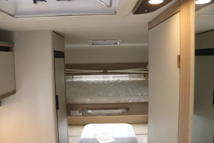 Fahrzeugbild Bürstner Premio Plus 440 TK+ALKO Big Foot+kompl. Duschpaket #25