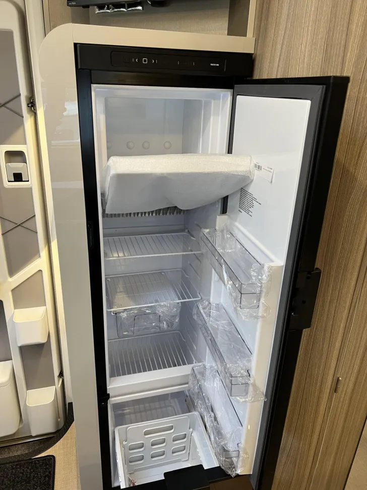 Fahrzeugbild Bürstner Lyseo I 727 G #11