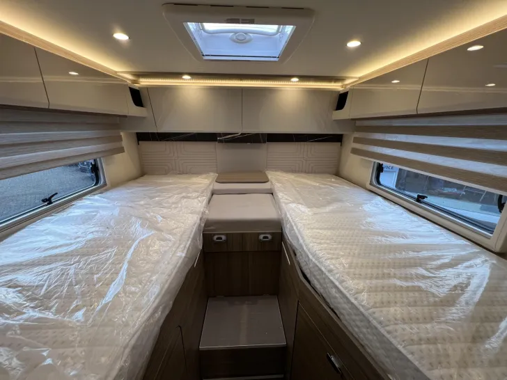 Fahrzeugbild Bürstner Lyseo I 727 G #12