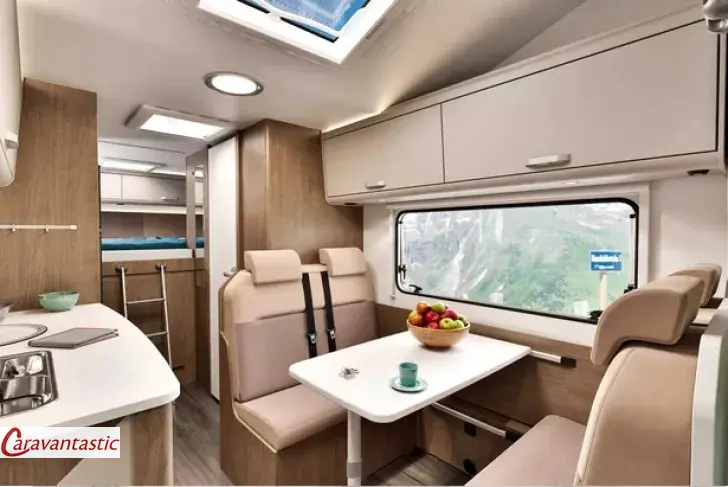 Fahrzeugbild Carado ALKOVEN A464 PRO #4