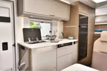 Fahrzeugbild Carado ALKOVEN A464 PRO #5