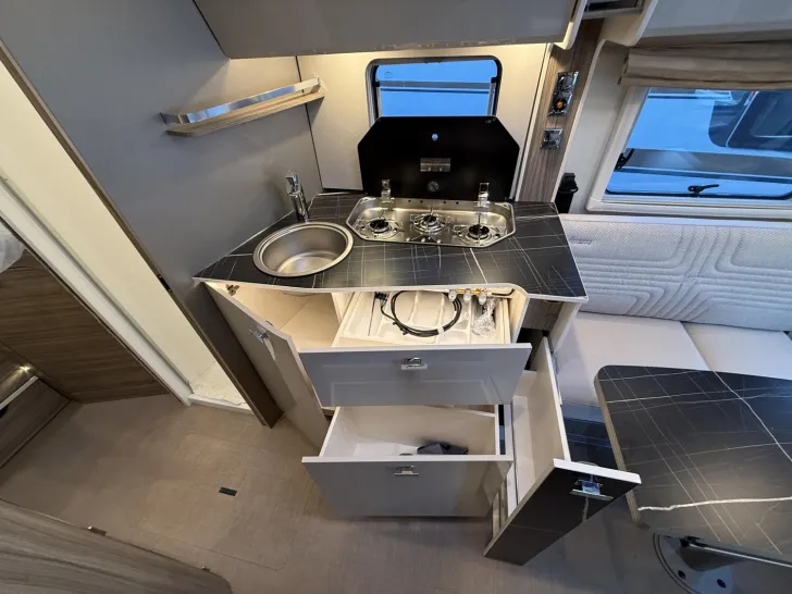 Fahrzeugbild Bürstner Lyseo I 727 G #15