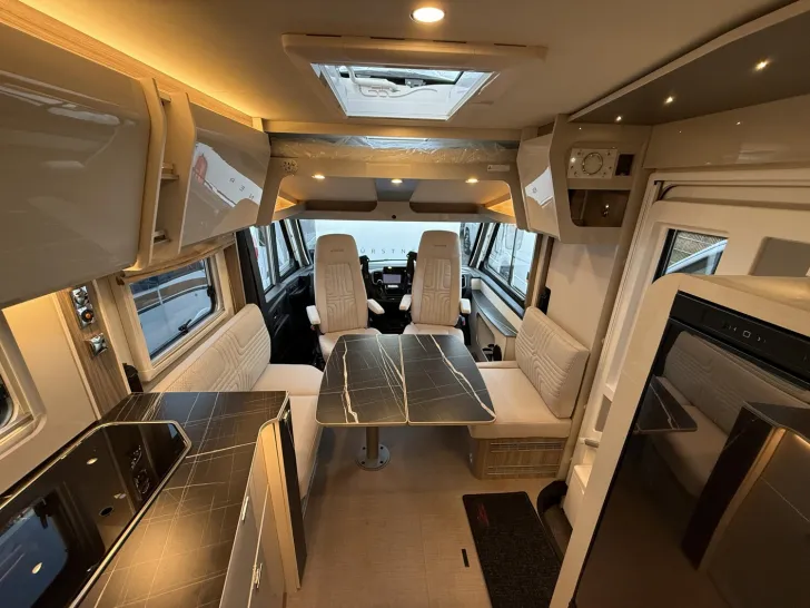 Fahrzeugbild Bürstner Lyseo I 727 G #7