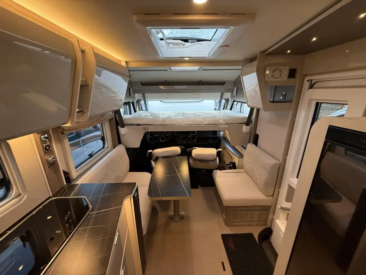 Fahrzeugbild Bürstner Lyseo I 727 G #26