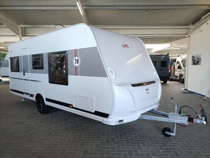 Fahrzeugbild LMC Style 453 D Juni 2026 Verfügbar #1