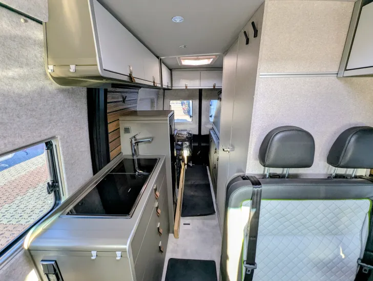 Fahrzeugbild Hymer Camper Van Grand Canyon S CrossOver ALLRAD,AUTOMAT #7
