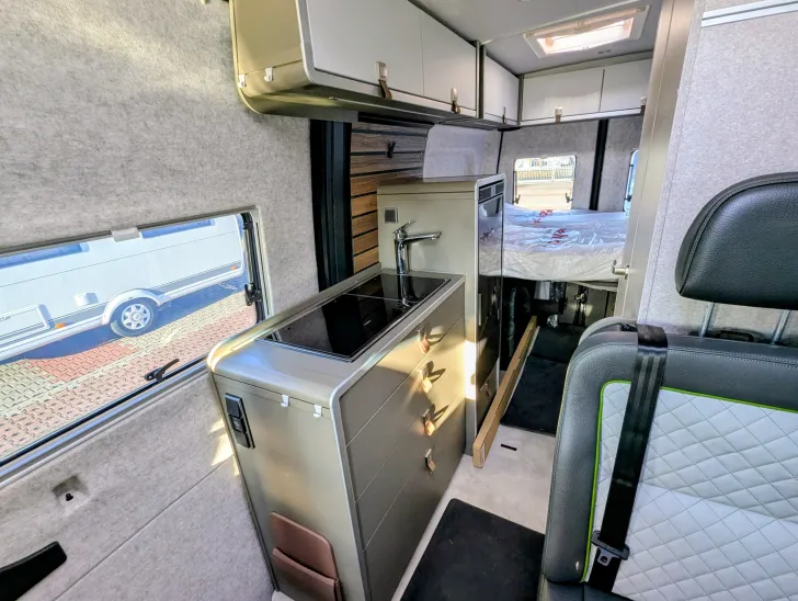 Fahrzeugbild Hymer Camper Van Grand Canyon S CrossOver ALLRAD,AUTOMAT #10