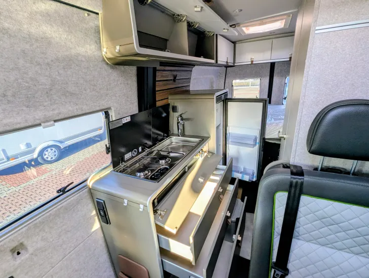 Fahrzeugbild Hymer Camper Van Grand Canyon S CrossOver ALLRAD,AUTOMAT #11