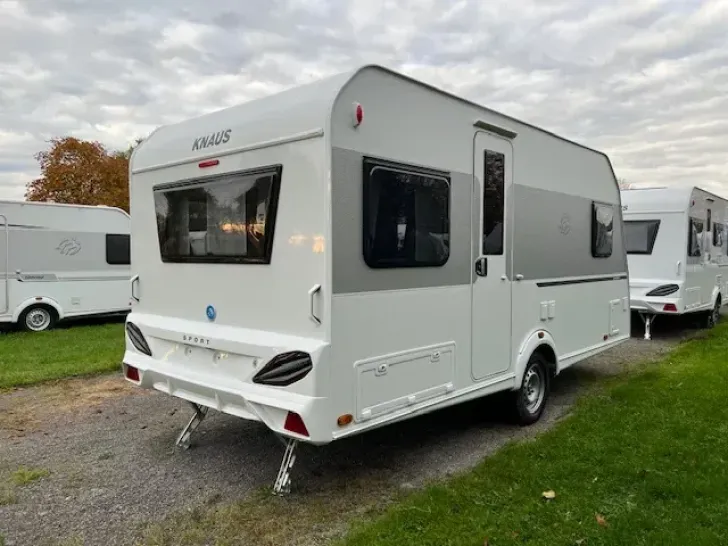 Fahrzeugbild Knaus Sport 450 FU Ambientebeleuchtung uvm. #6