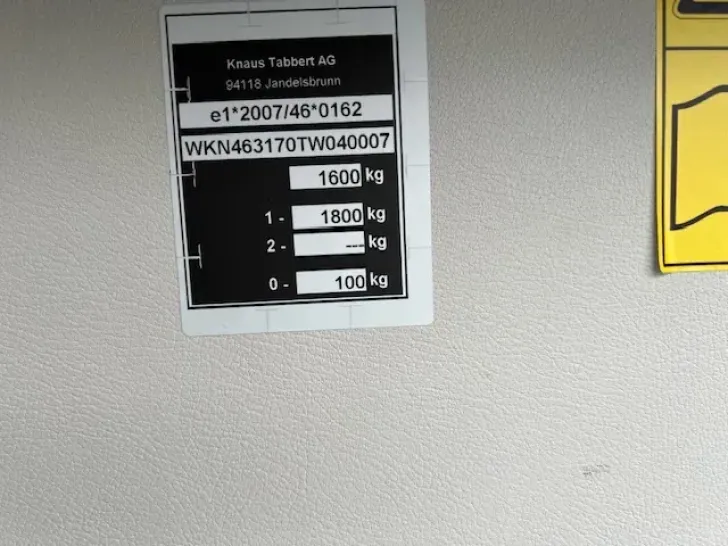 Fahrzeugbild Knaus Sport 450 FU Ambientebeleuchtung uvm. #17