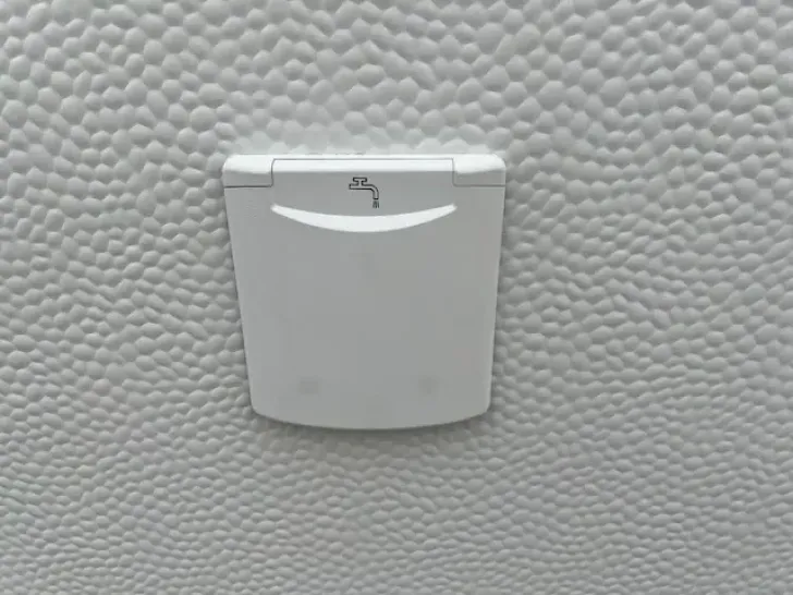 Fahrzeugbild Knaus Sport 450 FU Ambientebeleuchtung uvm. #20