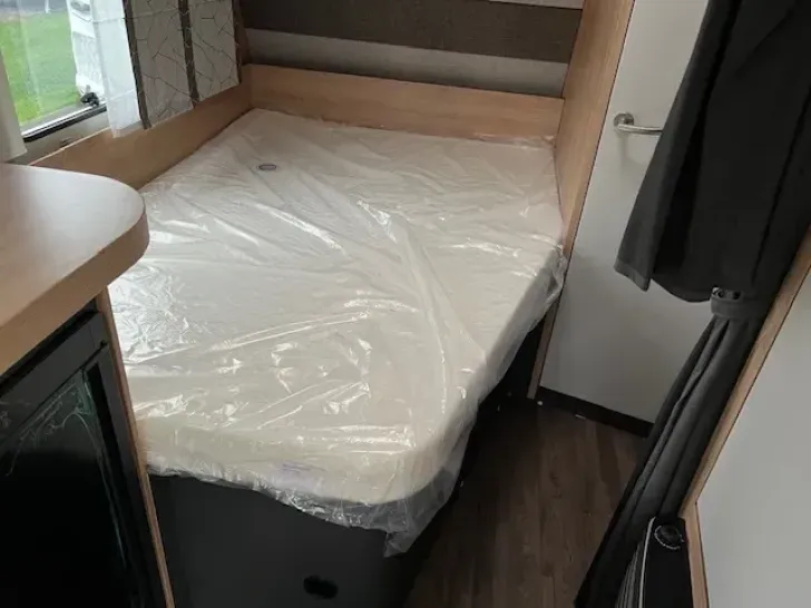 Fahrzeugbild Knaus Sport 450 FU Ambientebeleuchtung uvm. #10