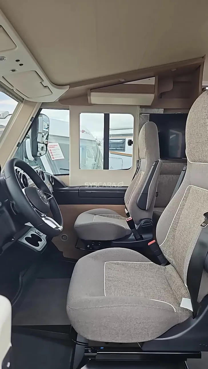 Fahrzeugbild Malibu I 490 RB LE comfort Mercedes #3