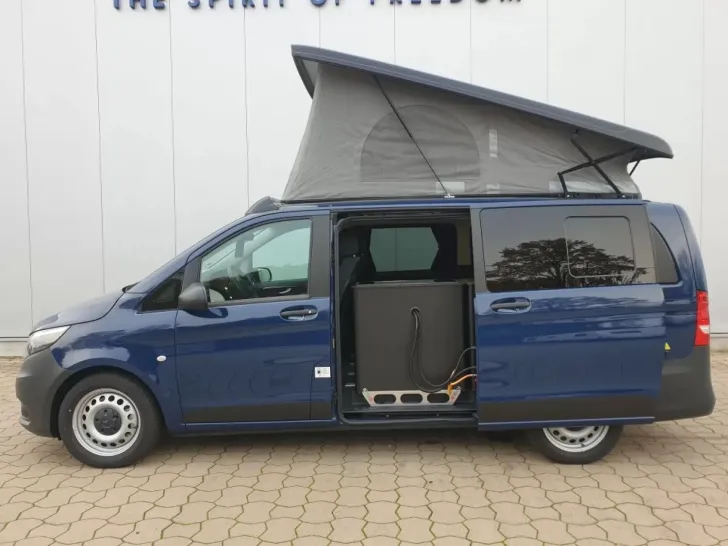 Fahrzeugbild VanTourer Urban COMFORT aus Vermietflotte #10