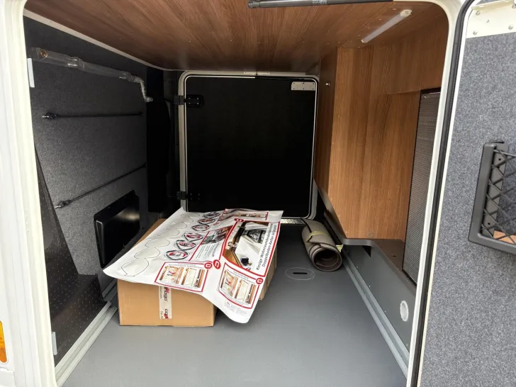 Fahrzeugbild Carthago C2-tourer I 147 RB LE L comfort UVP: 162.785,- E #19