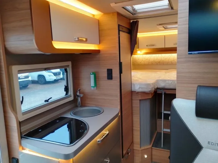 Fahrzeugbild Weinsberg CaraCompact MB EDITION PEPPER 640 MEG Aktion´s Angebot #9