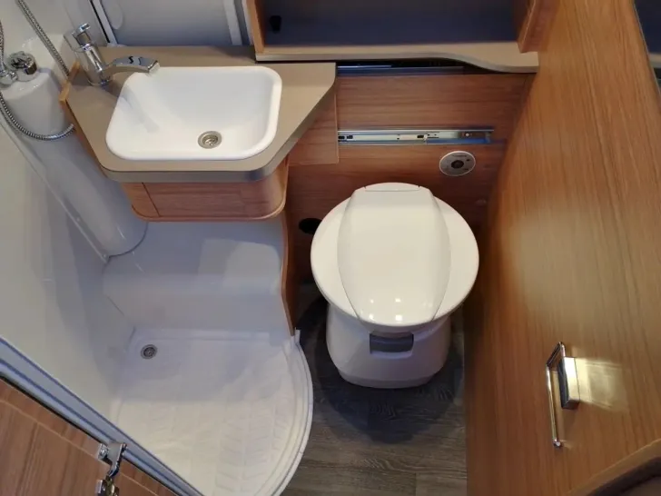 Fahrzeugbild Weinsberg CaraCompact MB EDITION PEPPER 640 MEG Aktion´s Angebot #14