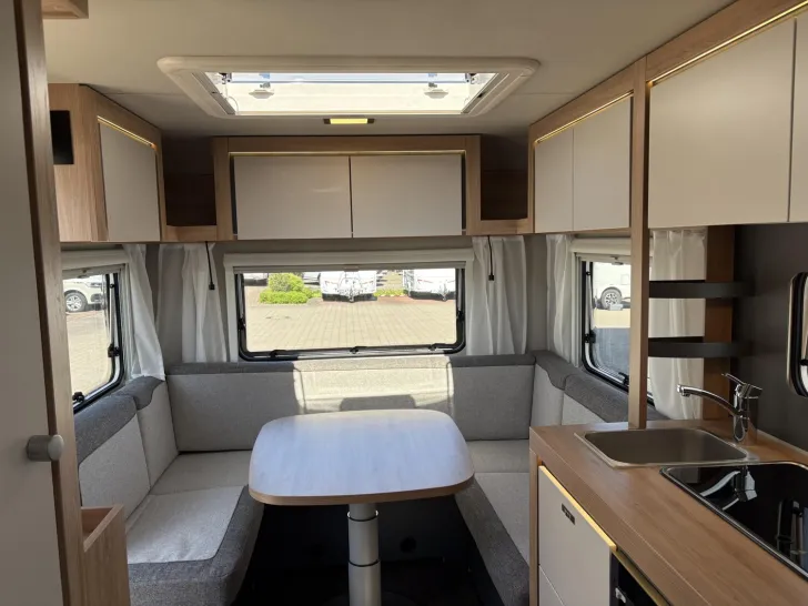Fahrzeugbild Knaus Sport 450 FU #18