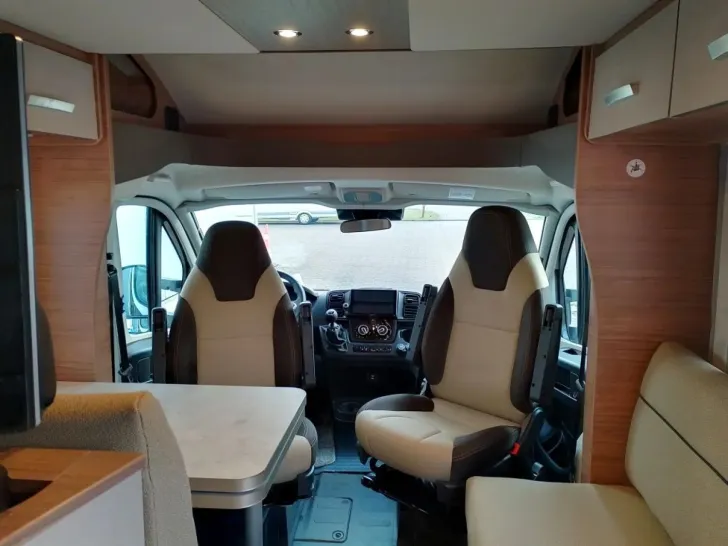 Fahrzeugbild Knaus L!VE WAVE 650 MF Mietfahrzeug UNBENUTZT! #10