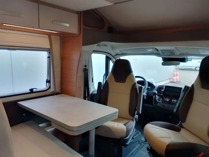 Fahrzeugbild Knaus L!VE WAVE 650 MF Mietfahrzeug UNBENUTZT! #12