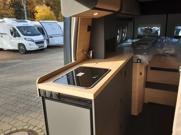 Fahrzeugbild Malibu Van first class - two rooms coupe 640 LE RB #10