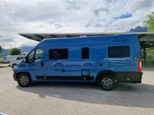 Fahrzeugbild Clever SELECT LINE Runner Längsbetten #10