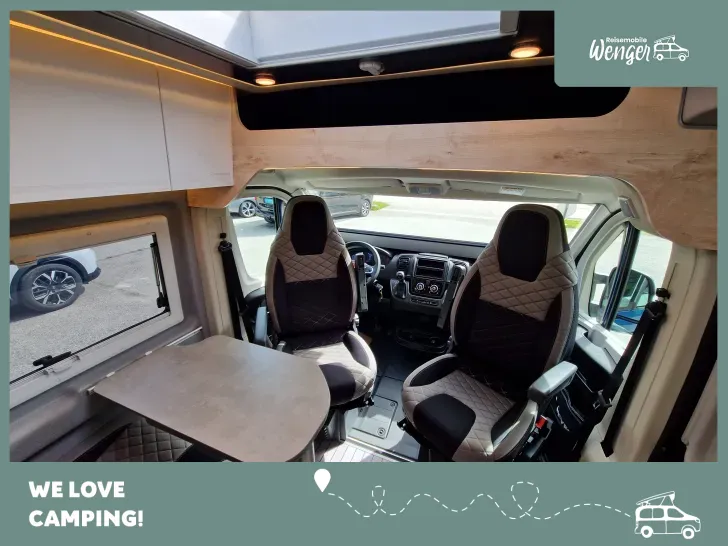 Fahrzeugbild Clever SELECT LINE Runner Längsbetten #17