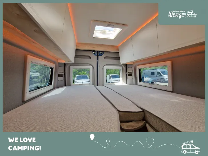 Fahrzeugbild Clever SELECT LINE Runner Längsbetten #28