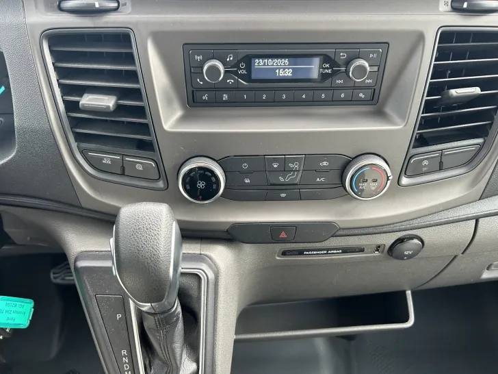 Fahrzeugbild Roller Team Kronos 234 TL Select AT8G+el.Hubbett+Kamera+Pilotsitze #9