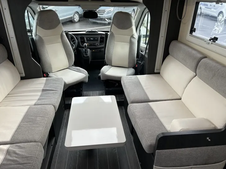 Fahrzeugbild Roller Team Kronos 234 TL Select AT8G+el.Hubbett+Kamera+Pilotsitze #26