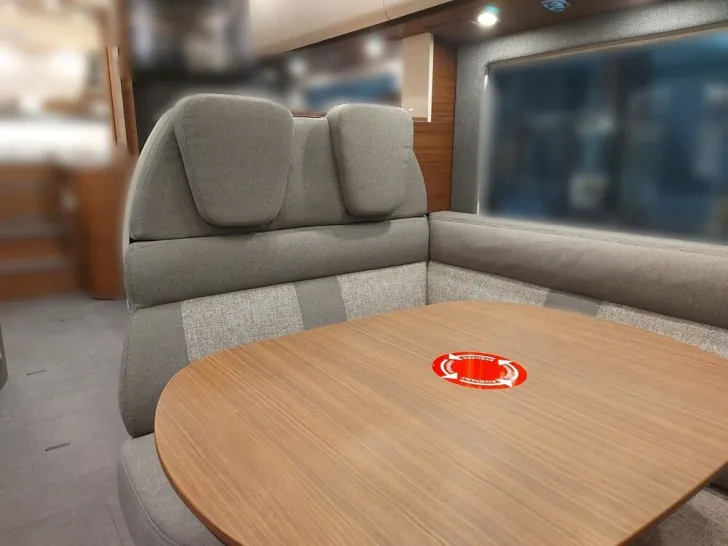 Fahrzeugbild Carthago chic c-line I 5.9 XL LE #11