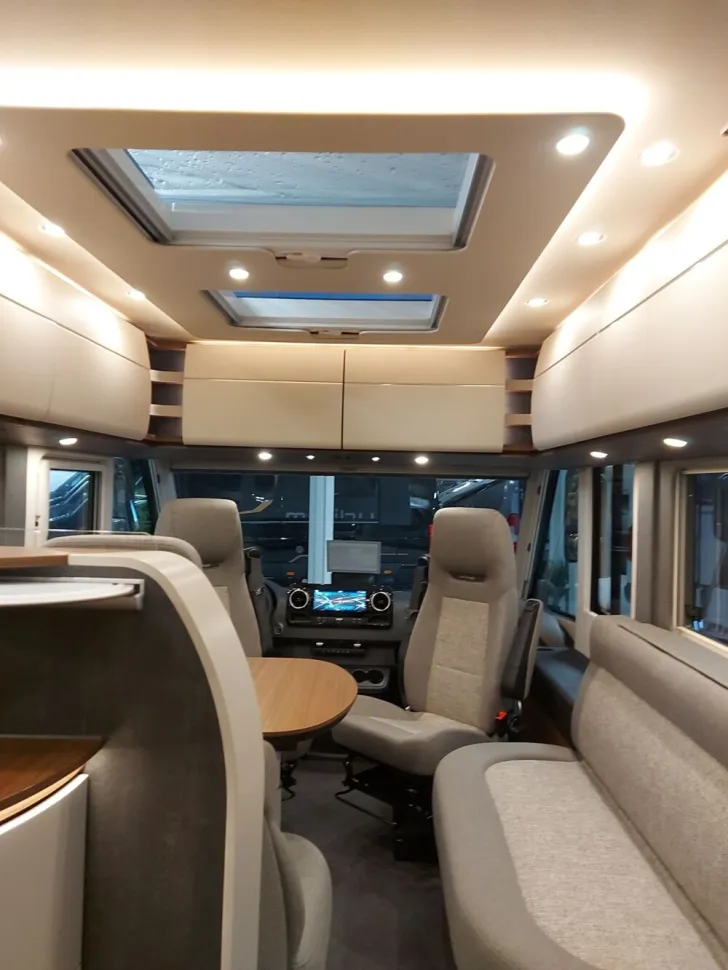 Fahrzeugbild Carthago chic c-line I 5.9 XL LE #17