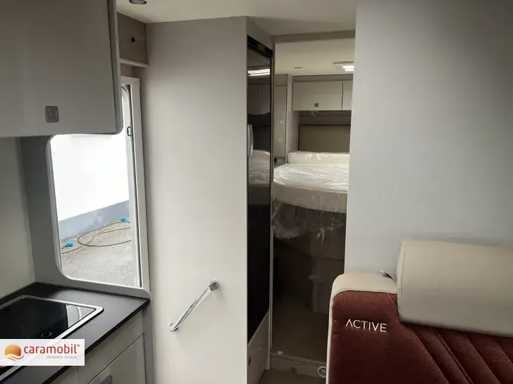 Fahrzeugbild Bürstner Lineo T 700 AHK/Markise/Winterpaket #10