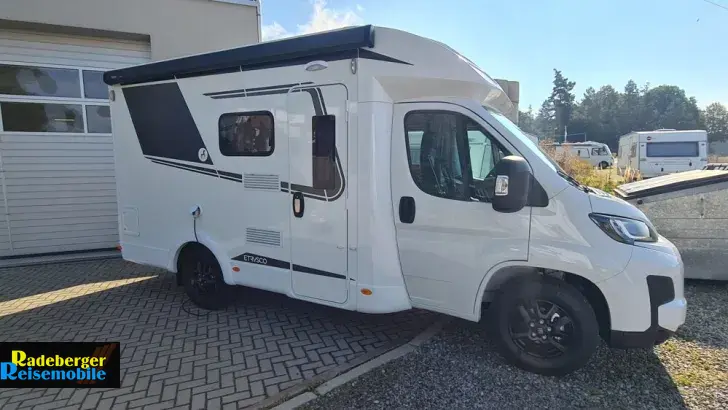 Fahrzeugbild Etrusco T 5900 FB #1