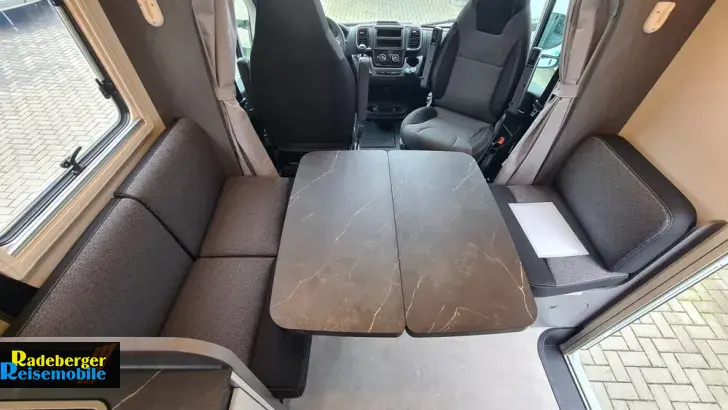 Fahrzeugbild Etrusco T-Modell Base 6.9 SBC #12