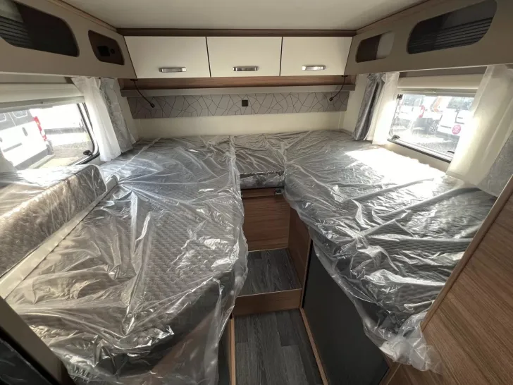 Fahrzeugbild Weinsberg CaraSuite Ford 650 MEG unbenutzt! #14