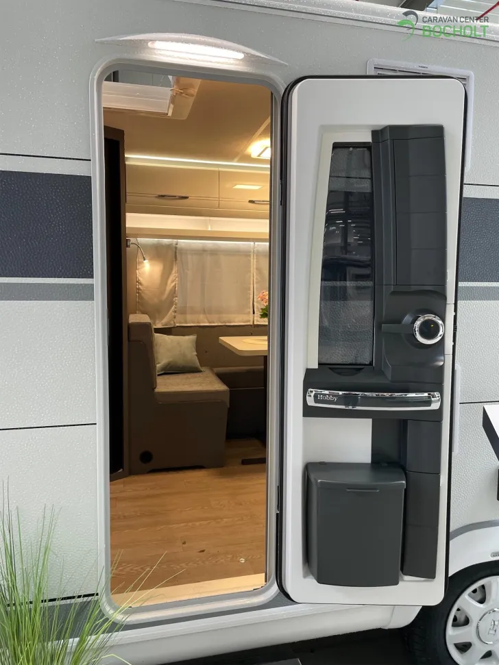 Fahrzeugbild Hobby Excellent 460 SL Modell 2026 / 1500 kg #5