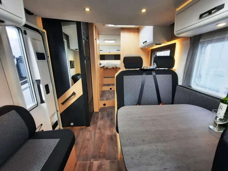 Fahrzeugbild Sunlight T 68 Verfüg./Sparen Sie 8.604,- € #5