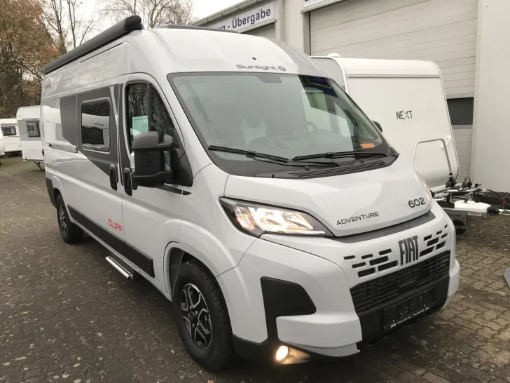 Fahrzeugbild Sunlight Adventure Cliff 602 #3