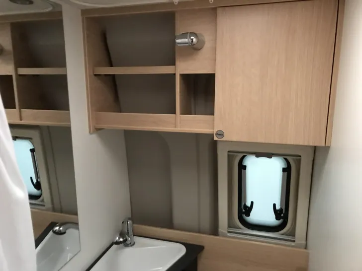 Fahrzeugbild Sunlight Adventure Cliff 602 #17