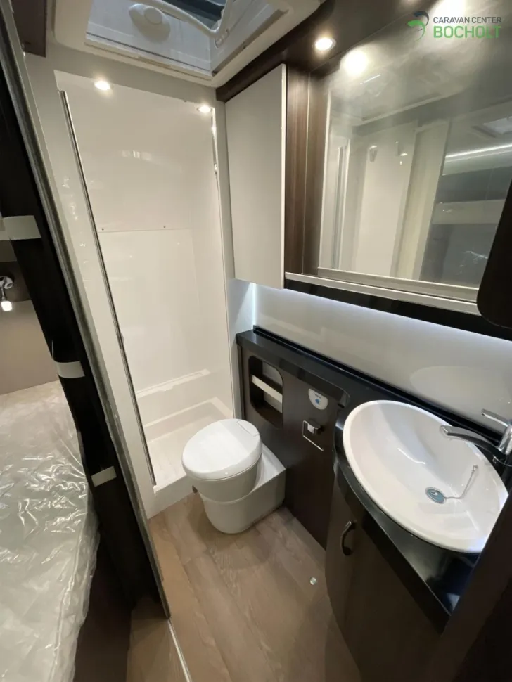 Fahrzeugbild Hobby Prestige 560 FC Abverkauf / 2000 kg / Dusche #13