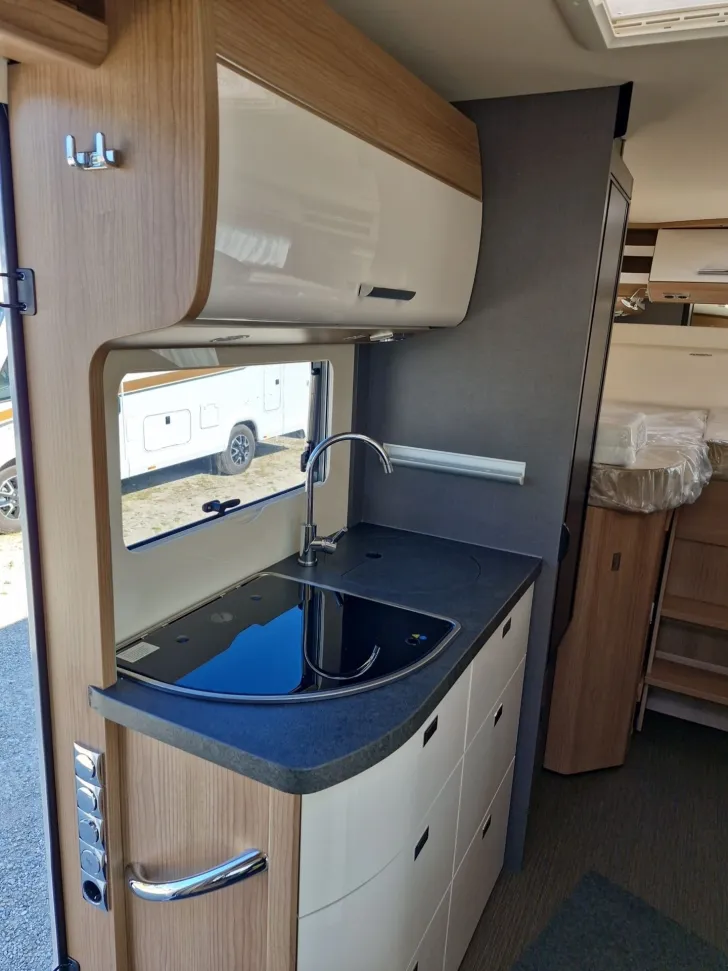 Fahrzeugbild Carthago C1-TOURER I 143 KB-LE C MB #11