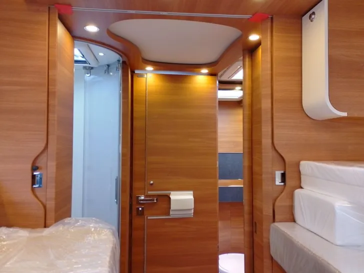 Fahrzeugbild Carthago chic c-line I 4.9 LE L TAGESZULASSUNG #13