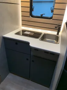 Fahrzeugbild Crosscamp EXPDN T 7.4 D Peugeot #13