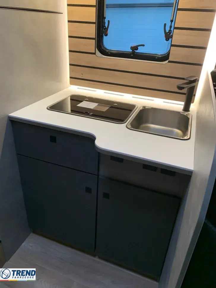 Fahrzeugbild Crosscamp EXPDN T 7.4 D Peugeot #13