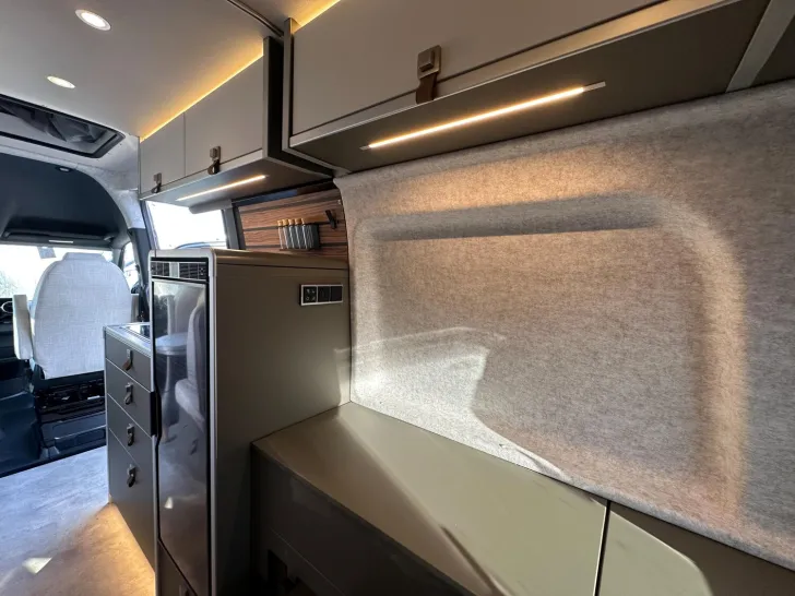 Fahrzeugbild Hymer Grand Canyon S CrossOver 600 GCS Cross Over #30